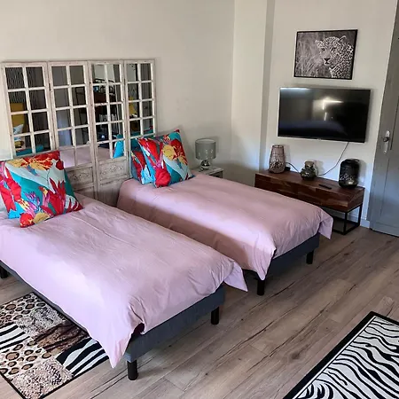 Le Numero 15 3* Saint-Seurin-sur-l'Isle