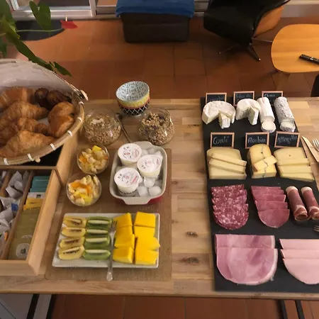 Le Numéro 15 3* Saint-Seurin-sur-l'Isle