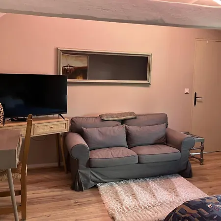 Le Numero 15 3* Saint-Seurin-sur-l'Isle