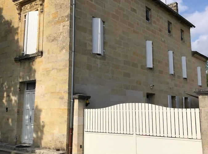 Le Numero 15 B&B Saint-Seurin-sur-l'Isle