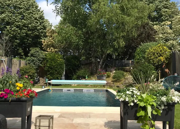 Le Numero 15 3* Saint-Seurin-sur-l'Isle